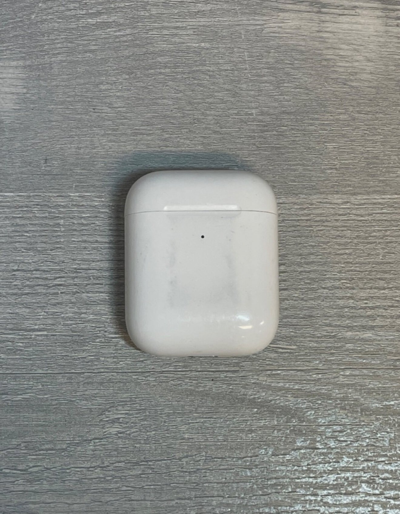 Apple Airpods (1st Generation)