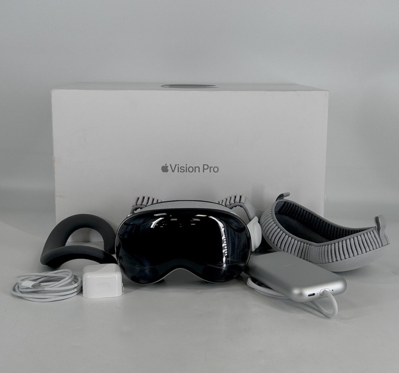 Apple Vision Pro - M5