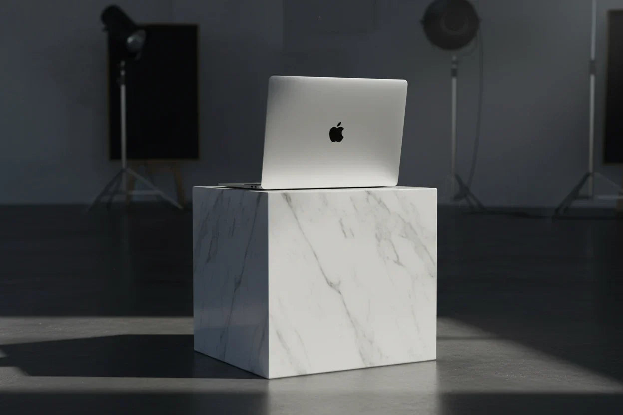 Apple 2026 MacBook Pro 14” - M5 Max