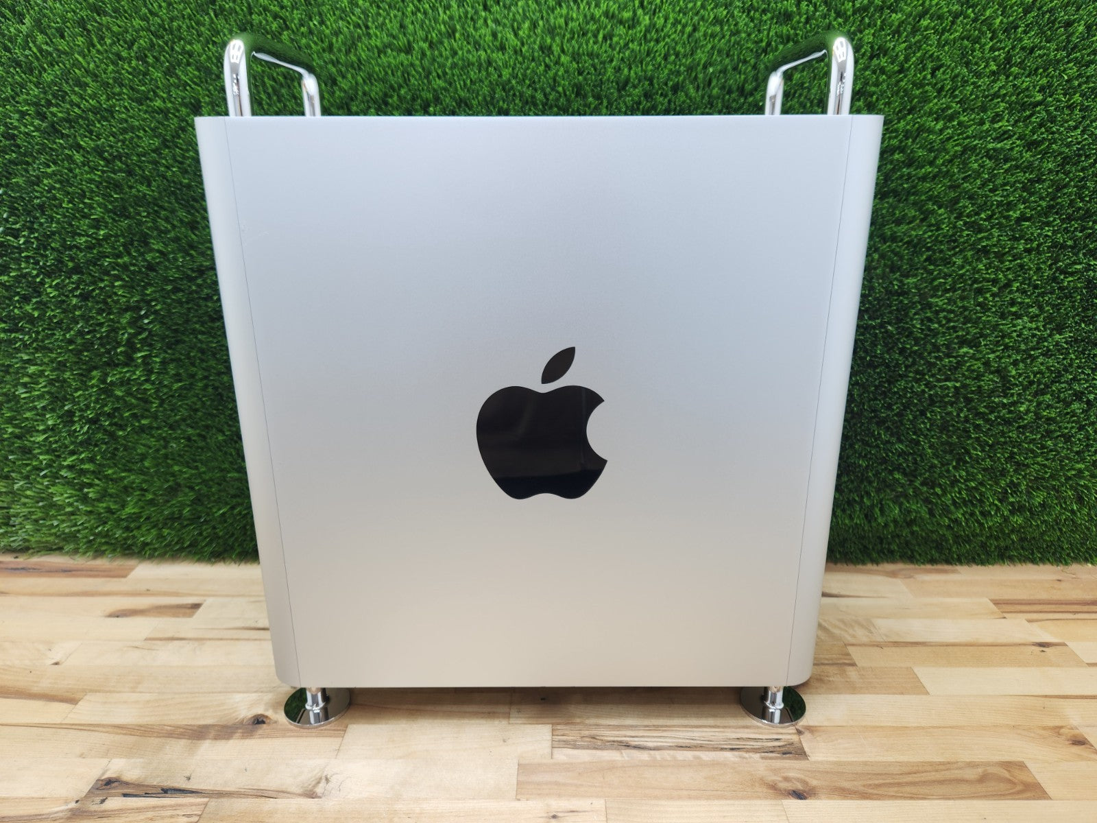 Apple Mac Pro Tower 2023 M2 Ultra (Sealed)