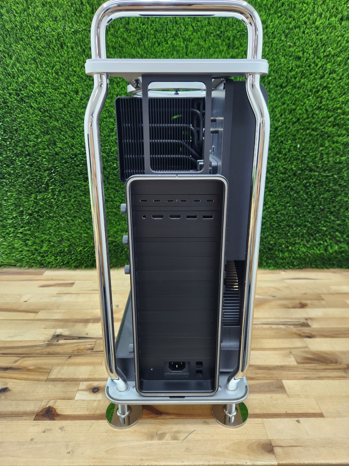 Apple Mac Pro Tower 2023 M2 Ultra (Sealed)