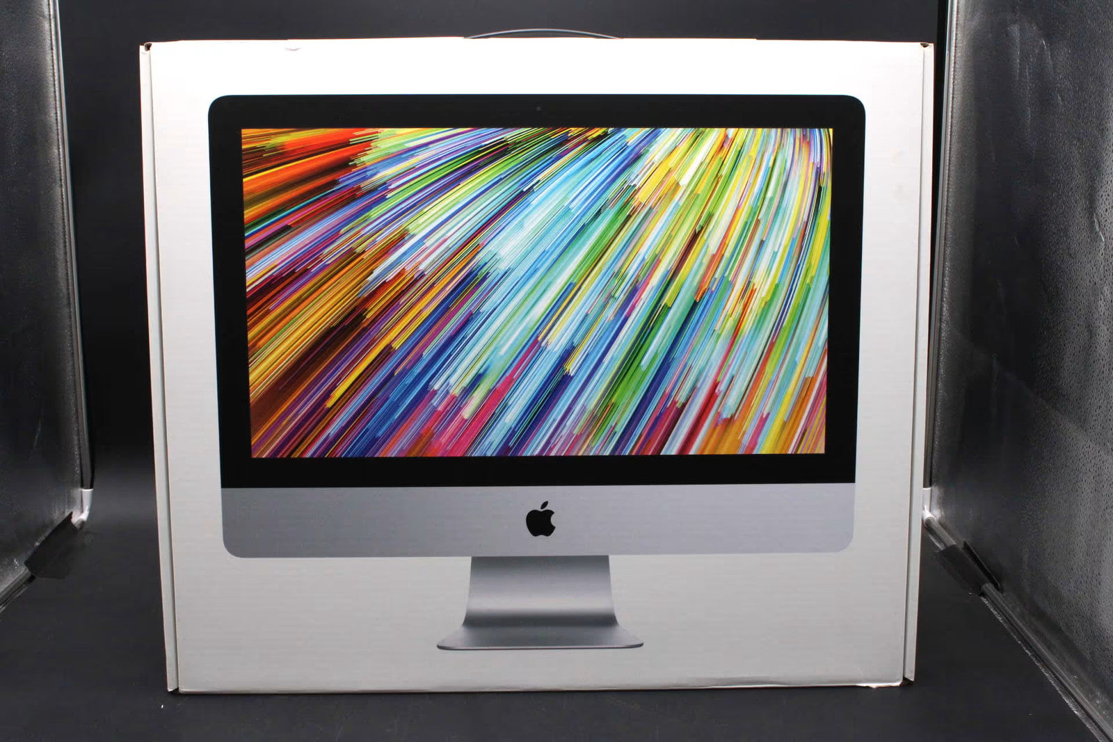 Apple iMac Retina 4K 21.5 (2017) i5-7360U, 8GB DDR4, 1 TB HDD,  Radeon Pro