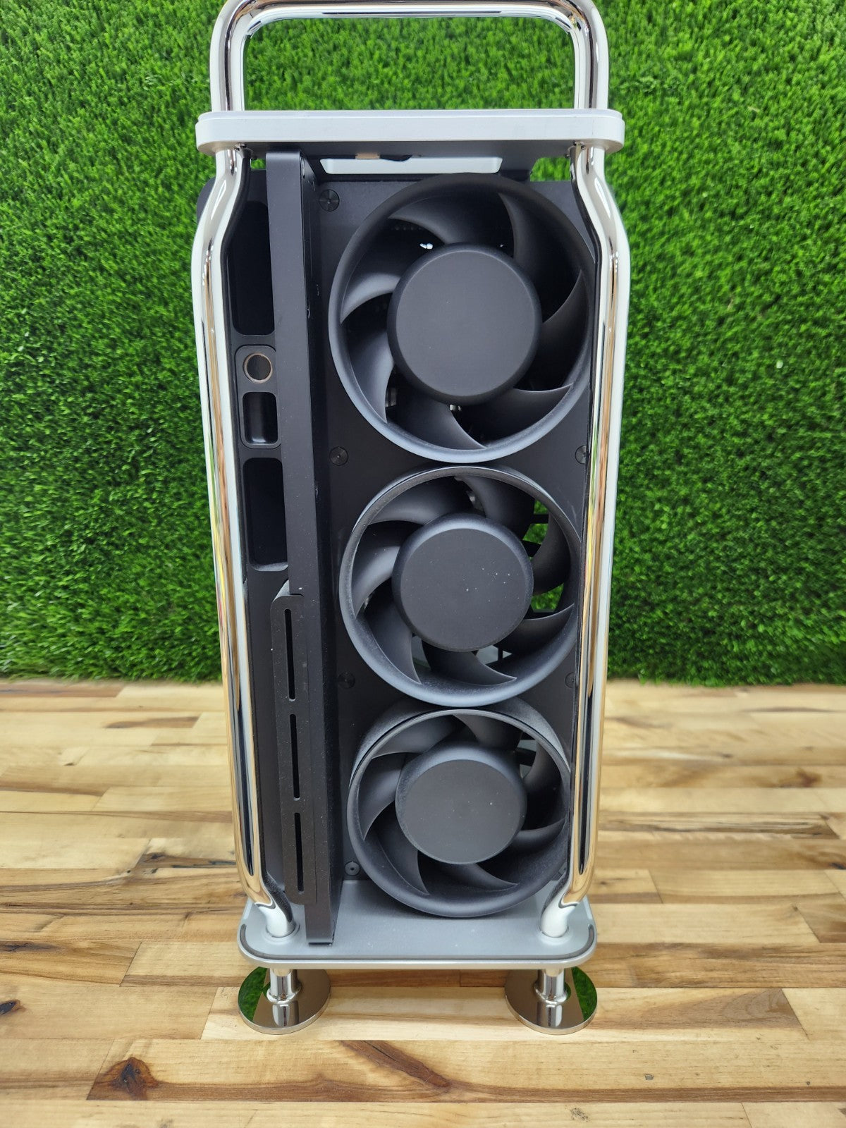 Apple Mac Pro Tower 2023 M2 Ultra (Sealed)