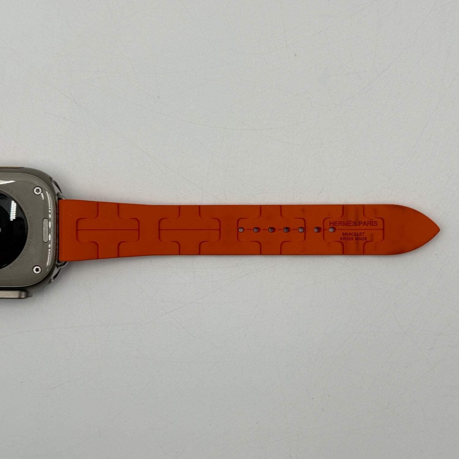 apple watch | Unlocked Apple Watch Ultra 2 | Hermès 49MM | natural titanium | orange kilim sing