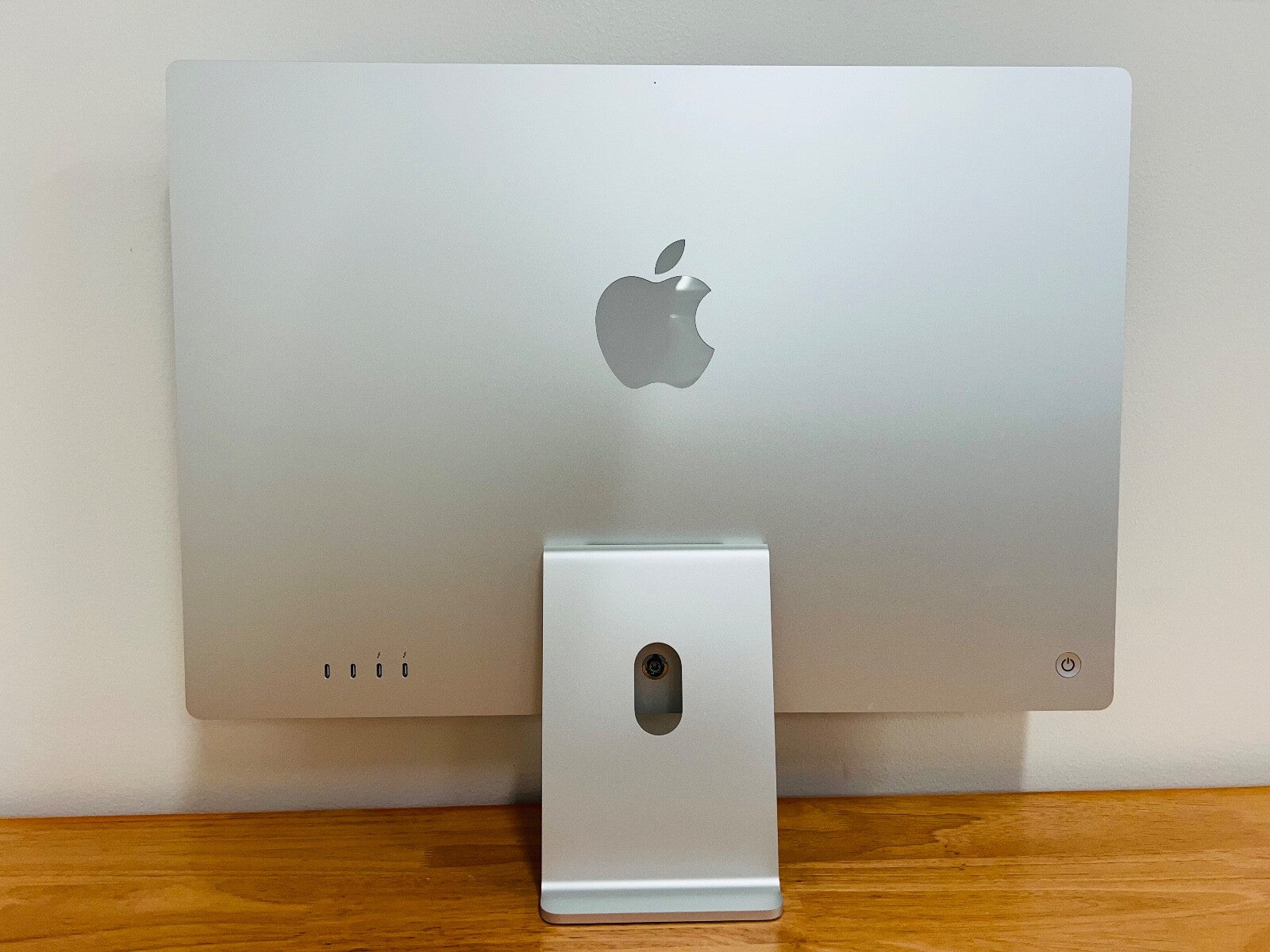 Apple 2021 iMac 24" M1 3.2GHz (8-Core GPU) 8GB RAM 512GB SSD - Excellent