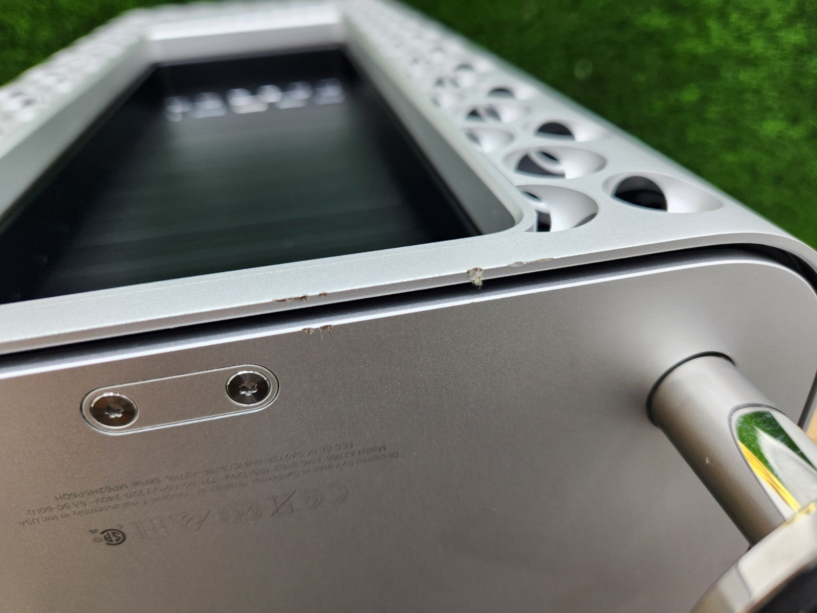 Apple Mac Pro Tower 2023 M2 Ultra (Sealed)